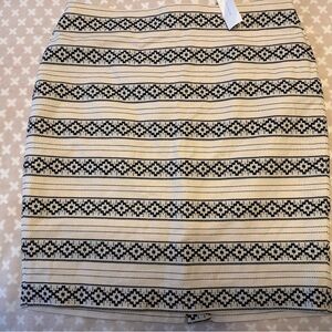 Ann Taylor Black and Cream Geometric Pencil Skirt